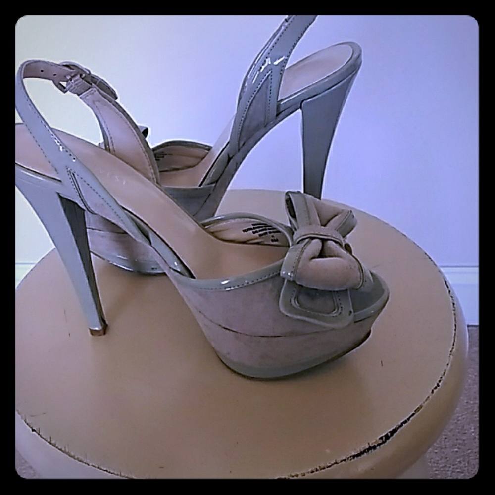 Nine West Gray stiletto's